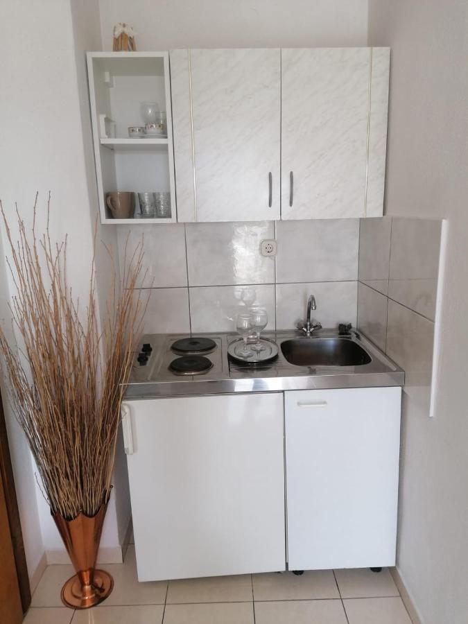 Studio Apartmani Marinella 바스카보다 외부 사진