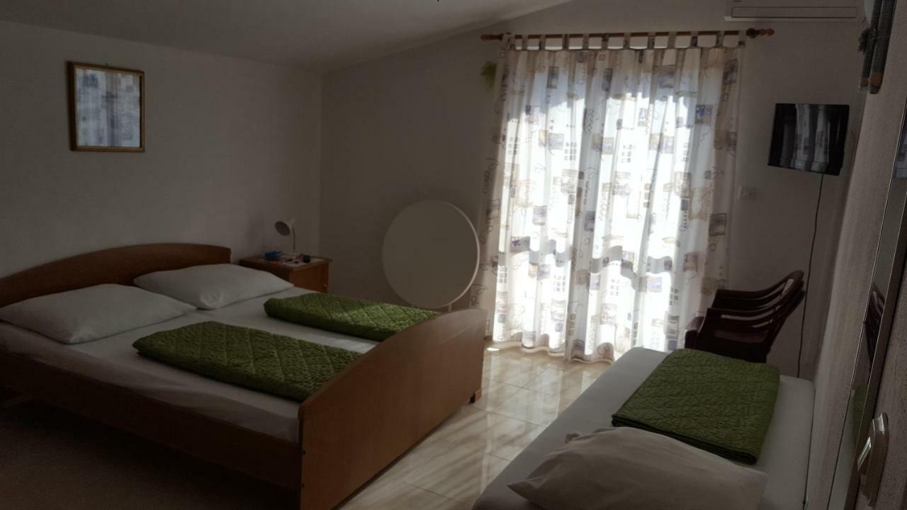 Studio Apartmani Marinella 바스카보다 외부 사진